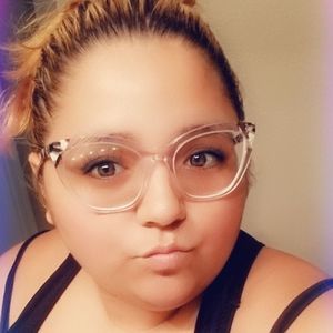 Meet your Posher, Lucy